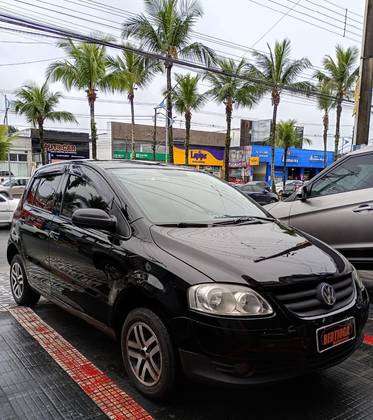VOLKSWAGEN FOX 1.0 MI TREND 8V FLEX 4P MANUAL VOLKSWAGEN FOX 1.0 MI TREND 8V FLEX 4P MANUAL